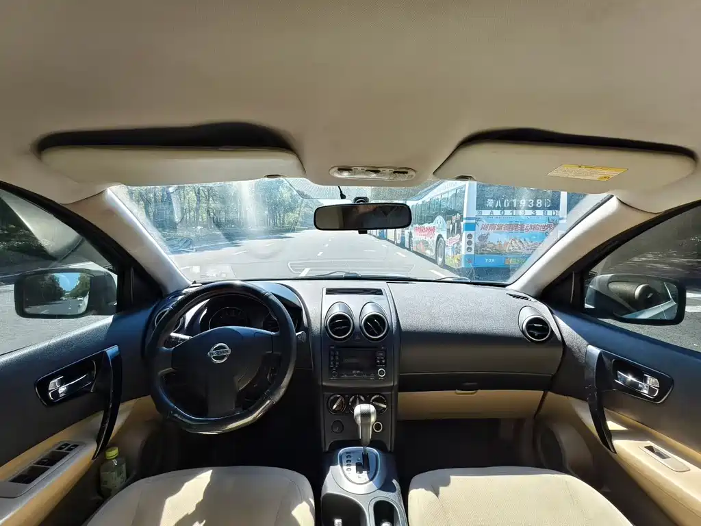 Nissan Qashqai — миниатюра 3