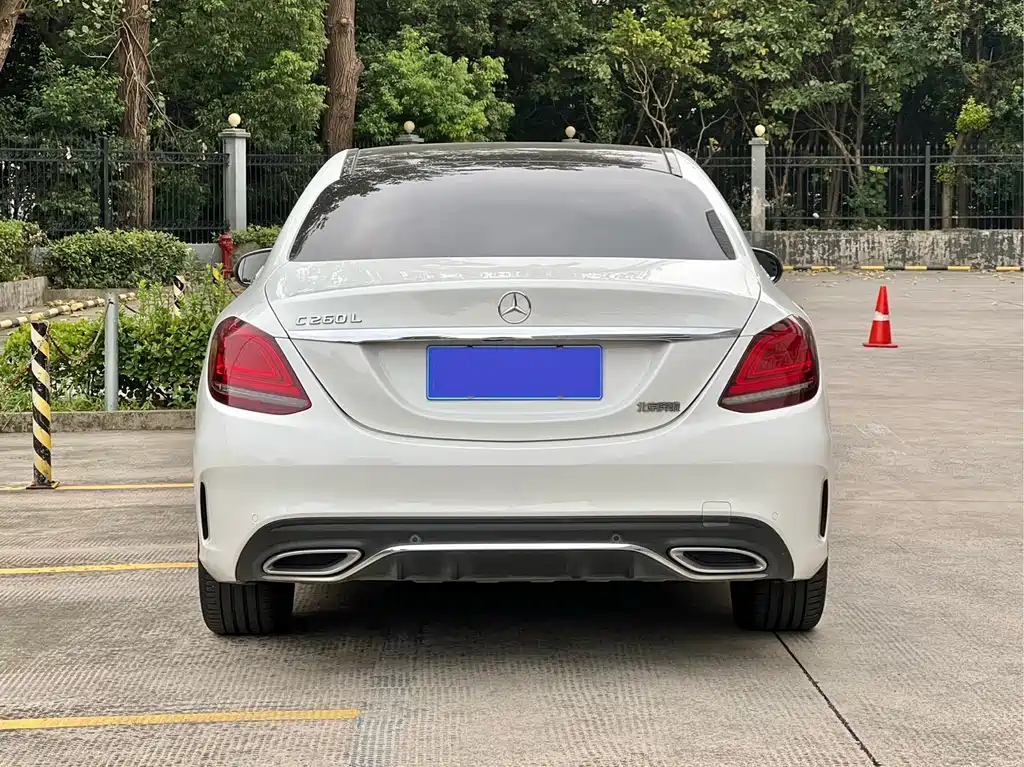Mercedes-Benz C-Class — миниатюра 5