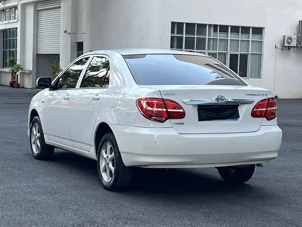 Toyota Corolla — миниатюра 14