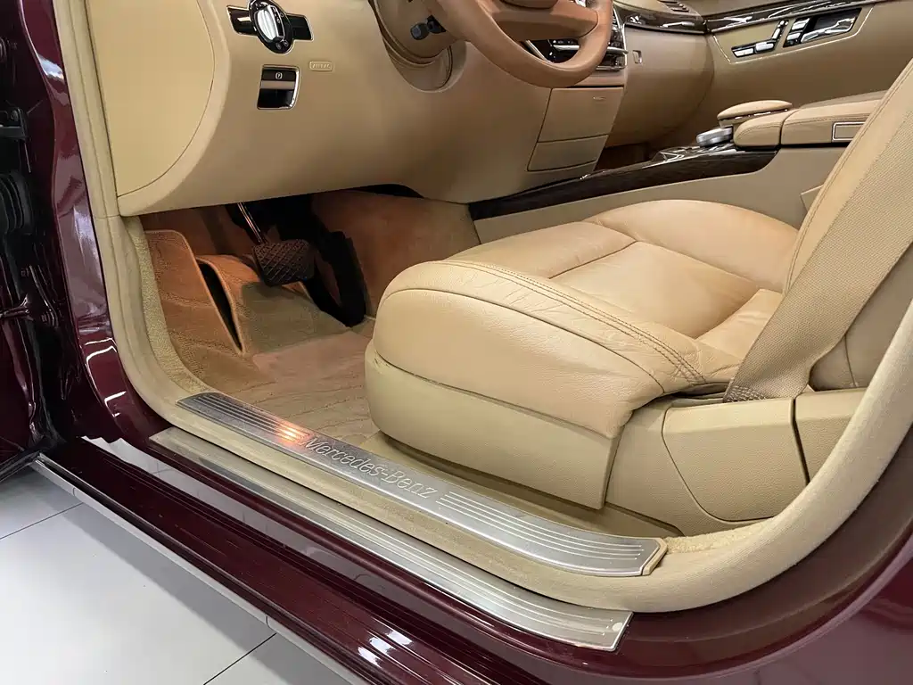 Mercedes-Benz S-Class — миниатюра 31
