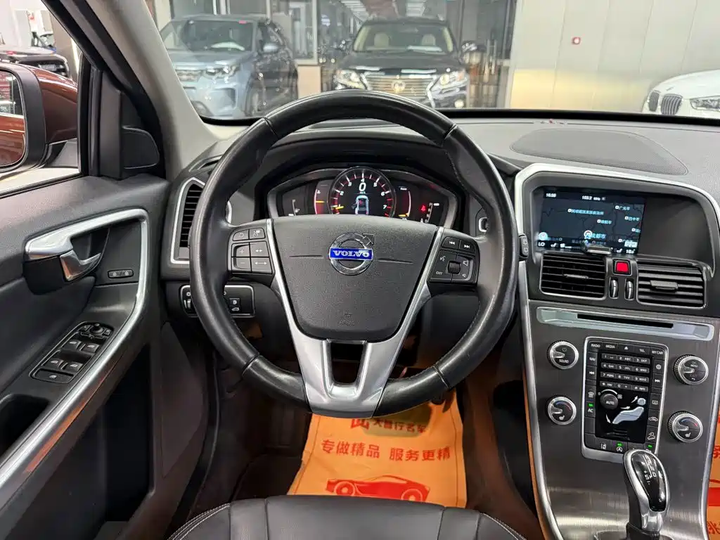 Volvo XC60 — миниатюра 14
