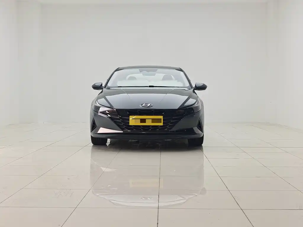 Hyundai Elantra — миниатюра 5