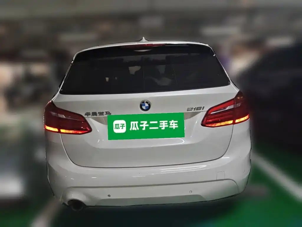 BMW 2 Series Active Tourer — миниатюра 5