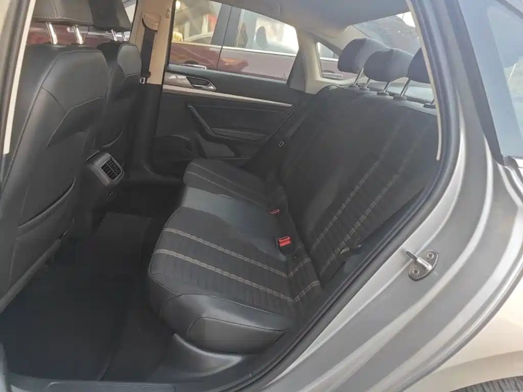 Volkswagen Lavida — миниатюра 17