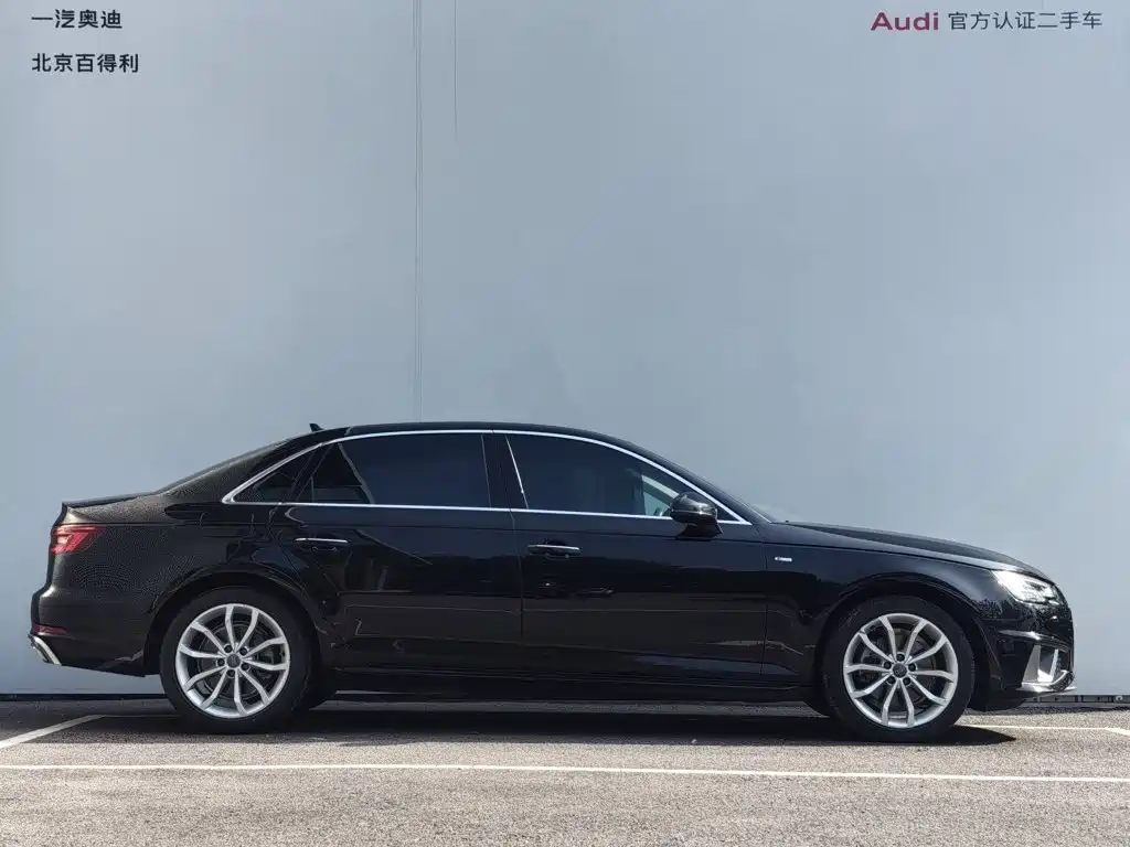 Audi A4L — миниатюра 12