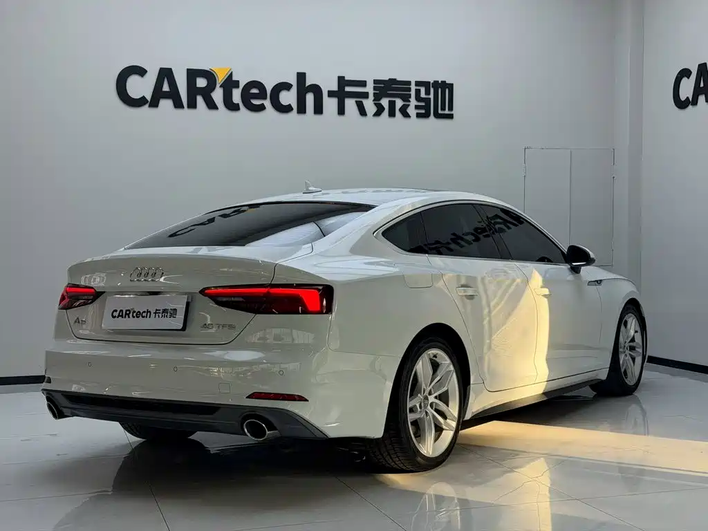 Audi A5 (Import) — миниатюра 7