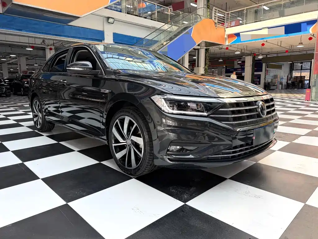 Volkswagen Sagitar — миниатюра 4