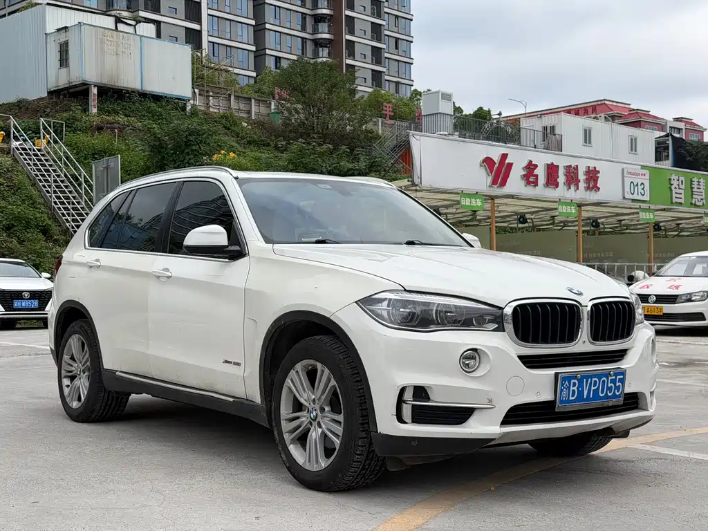 BMW X5 (Import)