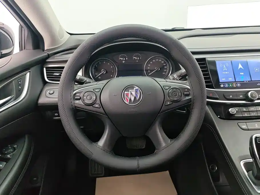 Buick LaCrosse — миниатюра 15