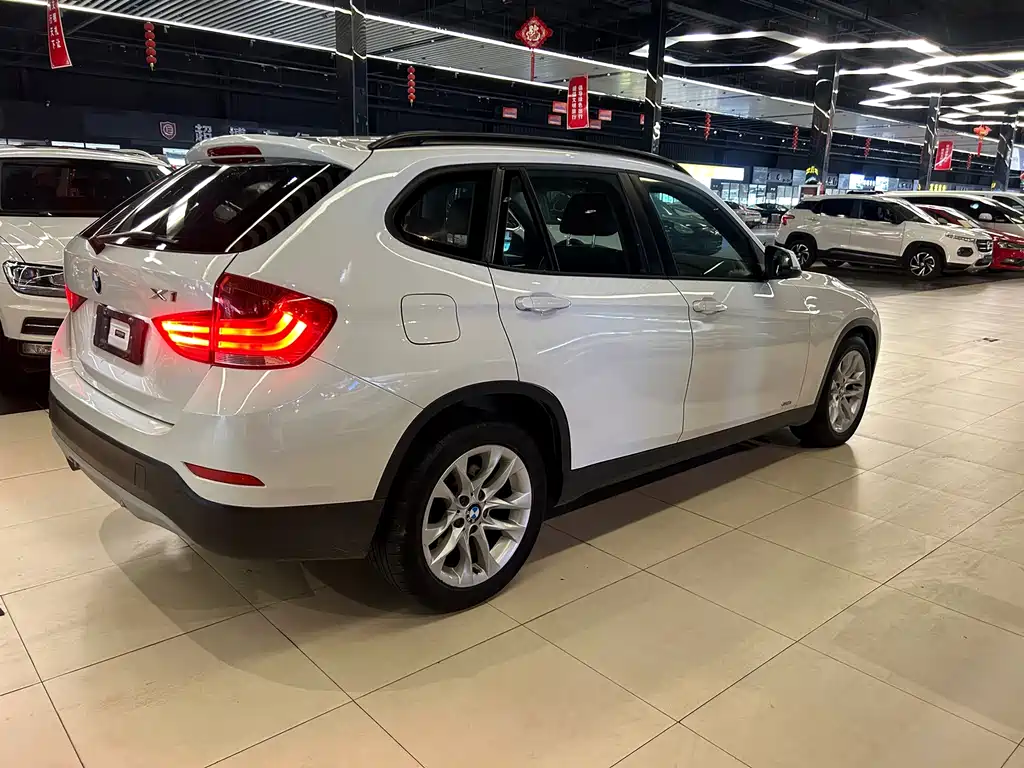 BMW X1 — миниатюра 9