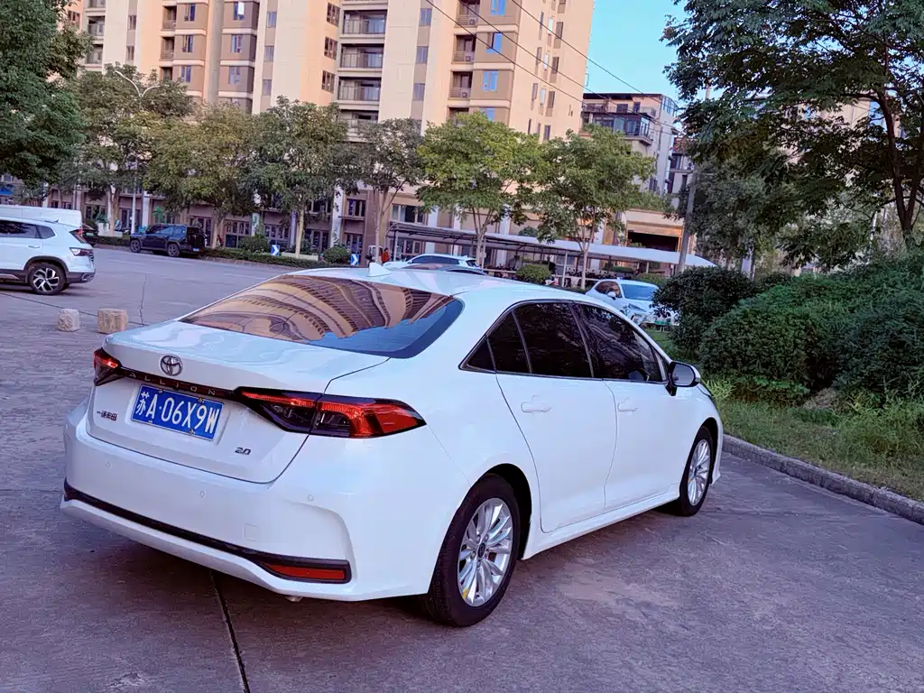Toyota Allion — миниатюра 4