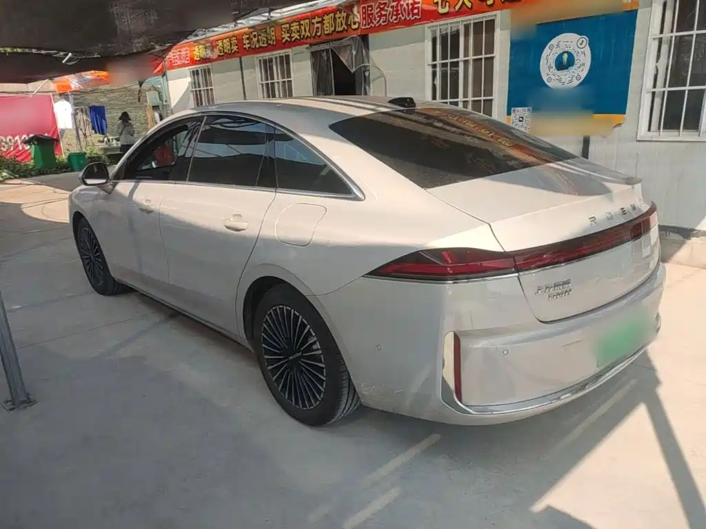 Roewe M7 DMH — миниатюра 5