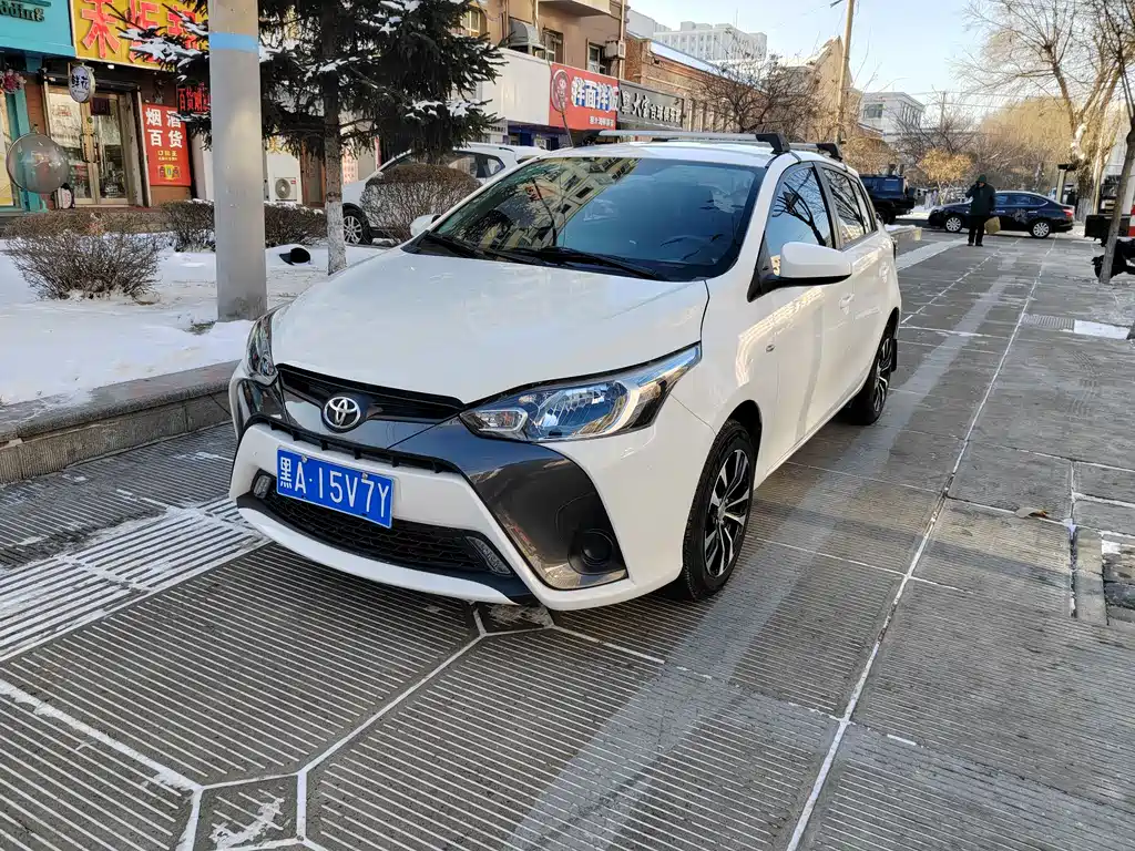 TOYOTA YARIS L ZHIXUAN
