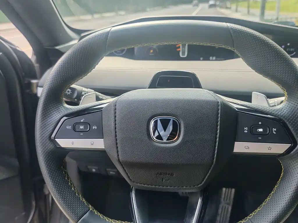 Changan UNI-V — миниатюра 12