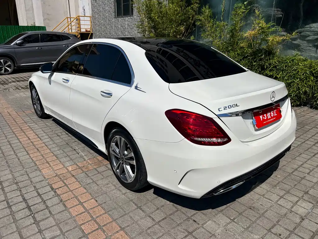 Mercedes-Benz C-Class — миниатюра 5