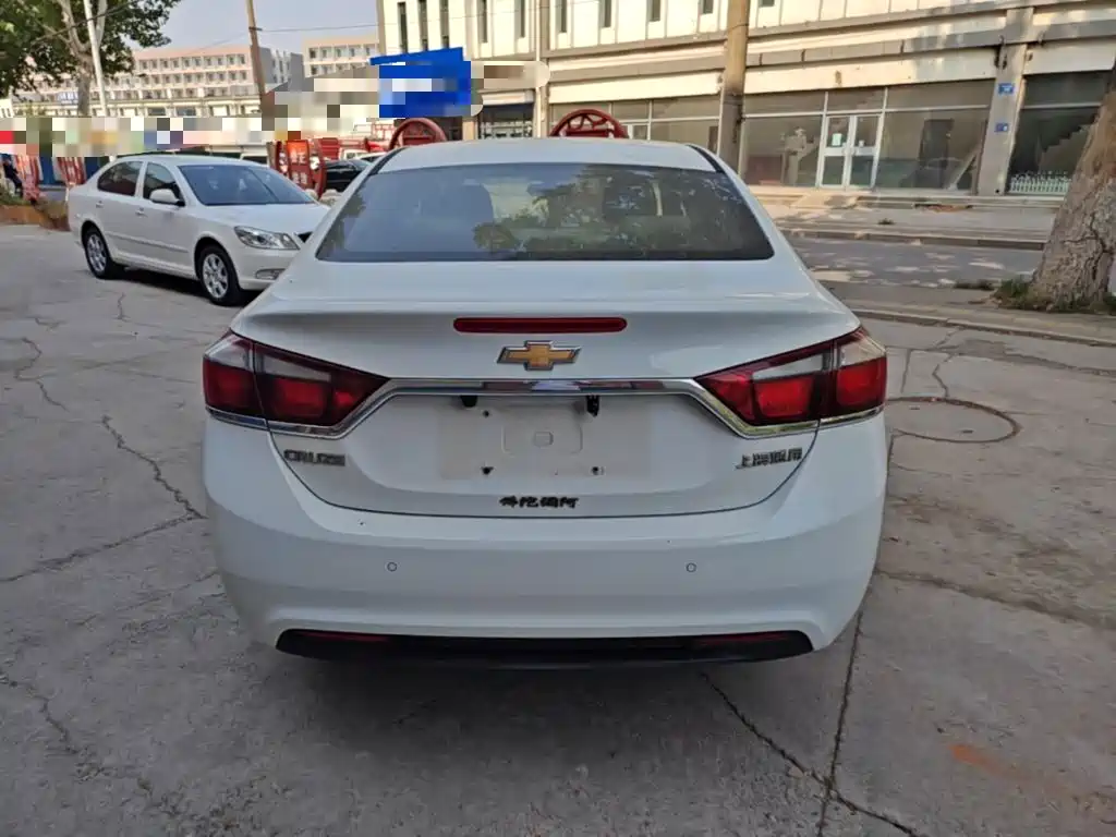 Chevrolet Cruze — миниатюра 6