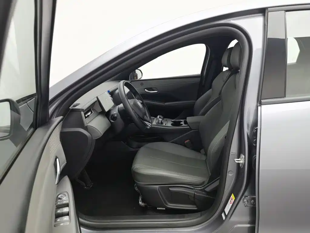 BYD Qin PLUS — миниатюра 10