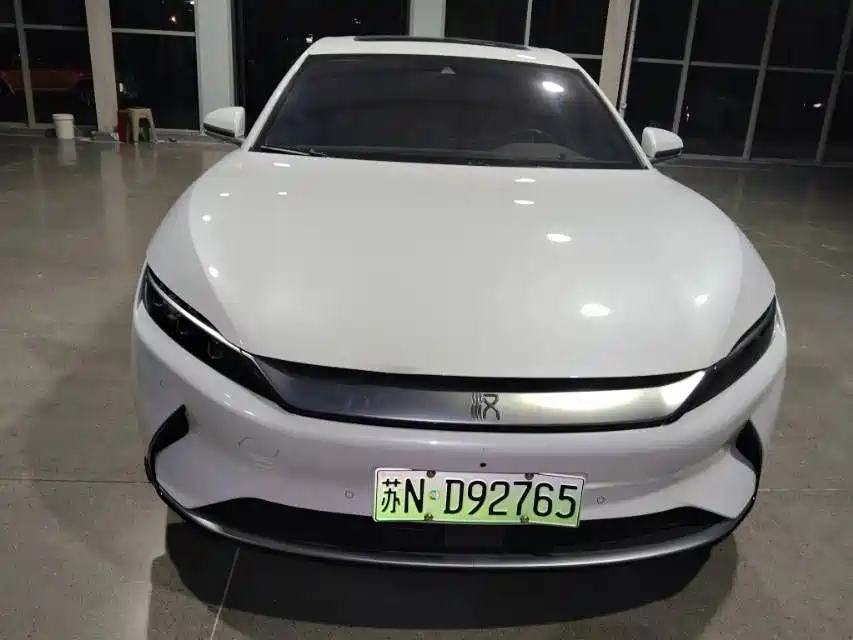 BYD Han — миниатюра 3