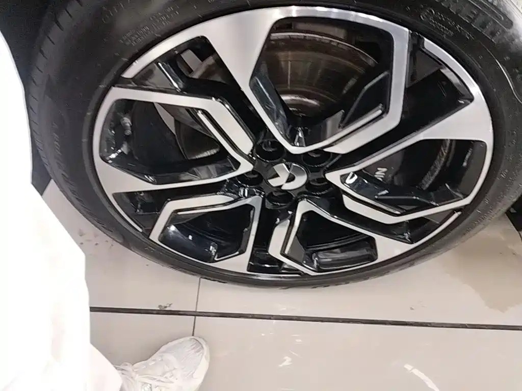 NIO ES8 — миниатюра 23