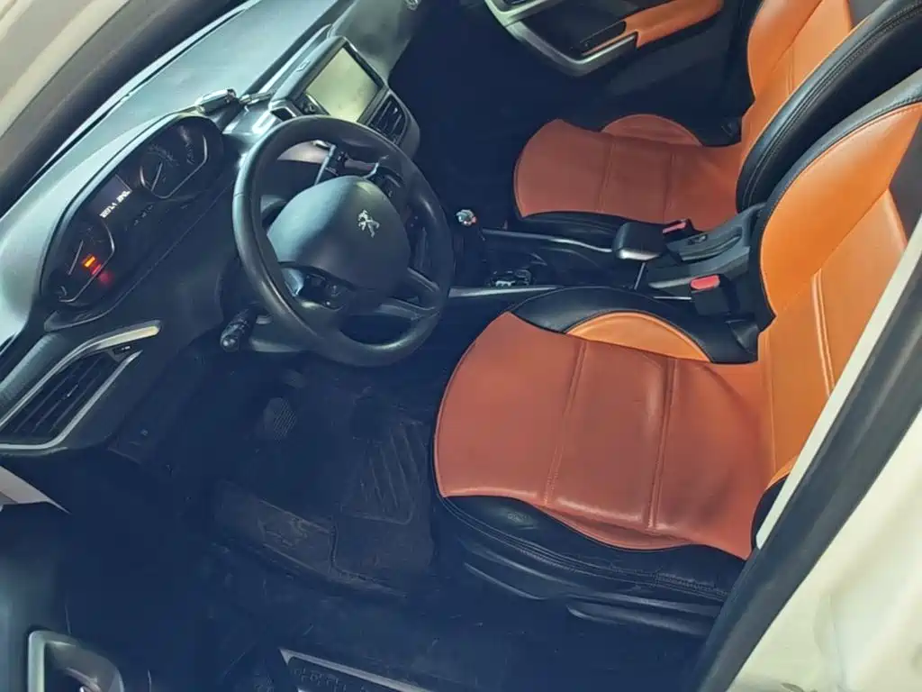 Peugeot 2008 — миниатюра 15