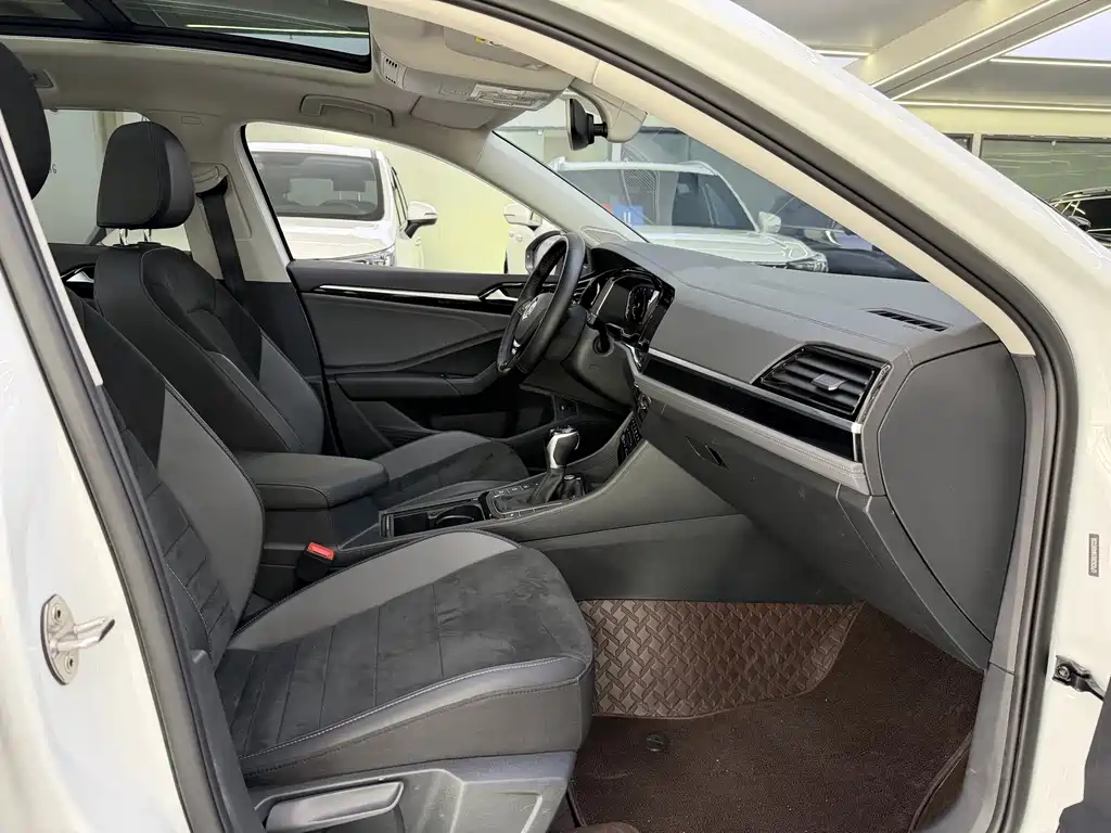 Volkswagen Sagitar — миниатюра 6