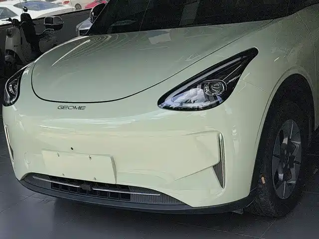 2025 Geely Xingyuan