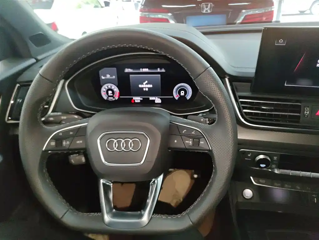Audi Q5L 2024 45 TFSI Luxury
