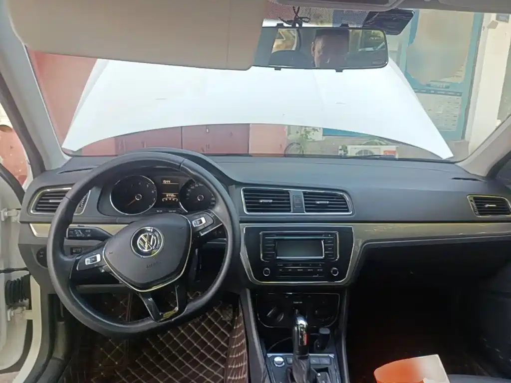 Volkswagen Lavida — миниатюра 10