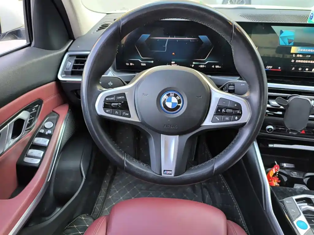 BMW i3 — миниатюра 11