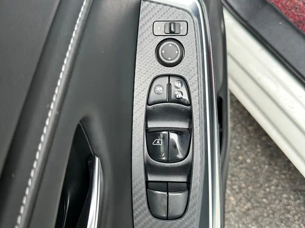 Nissan Sylphy — миниатюра 11