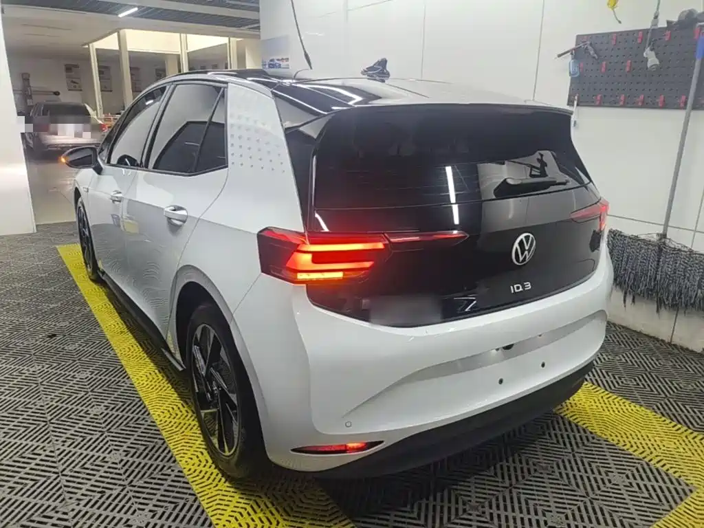 Volkswagen ID.3 — миниатюра 5