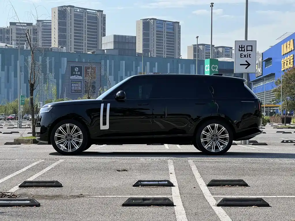 Land Rover Range Rover — миниатюра 4