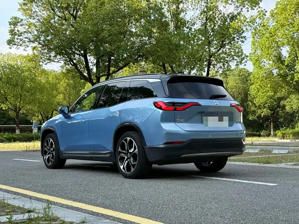 NIO ES8 — миниатюра 4