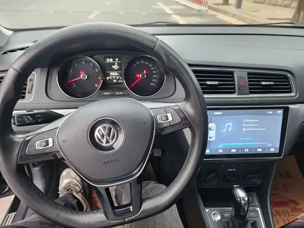 Volkswagen Lavida — миниатюра 11
