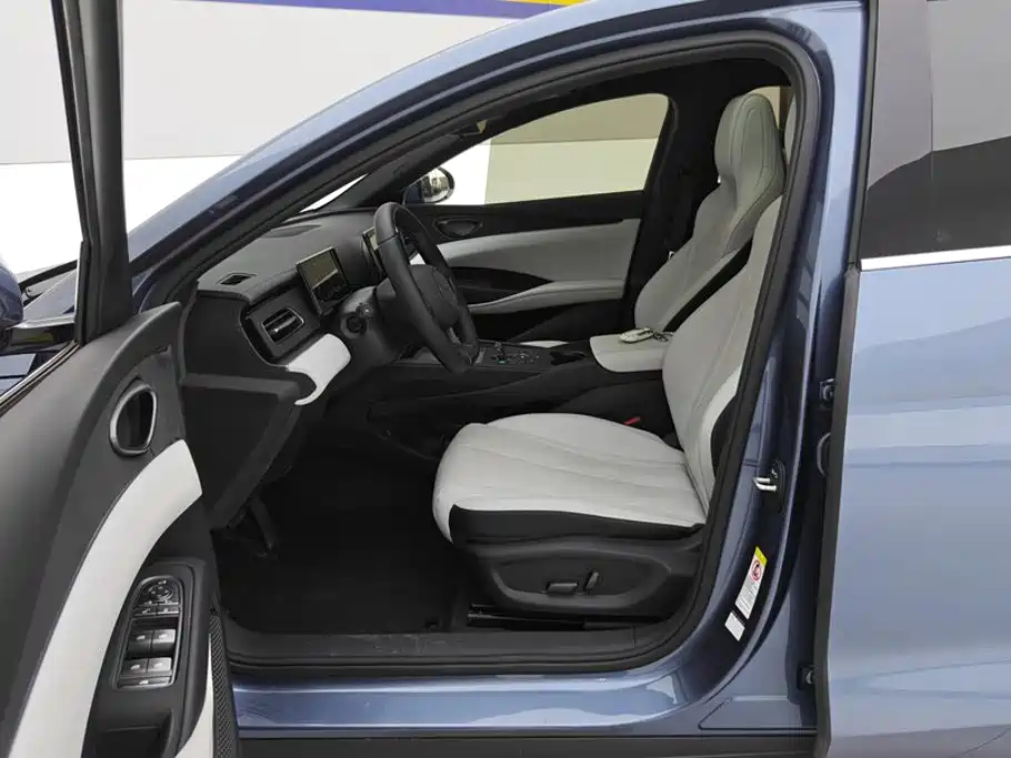 BYD Seal 06 — миниатюра 9