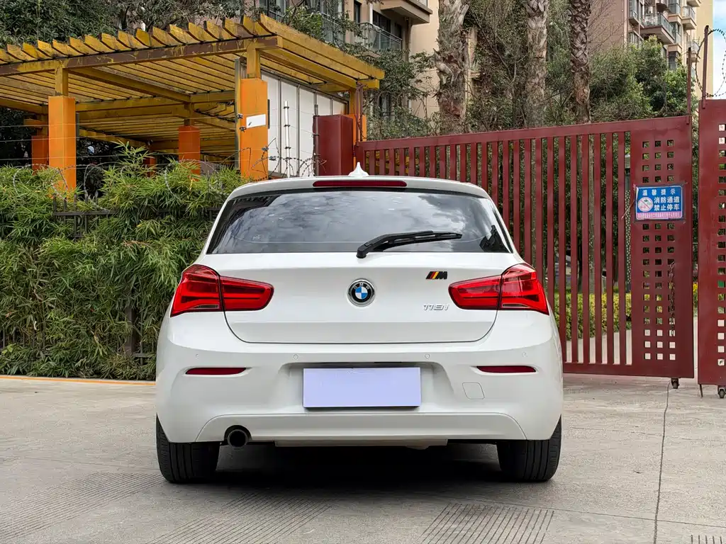 BMW 1 Series (Import) — миниатюра 15