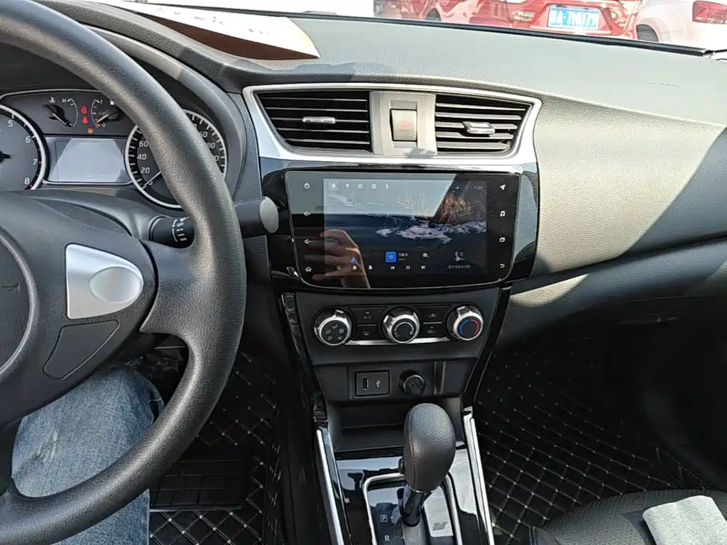 Nissan Sylphy — миниатюра 10
