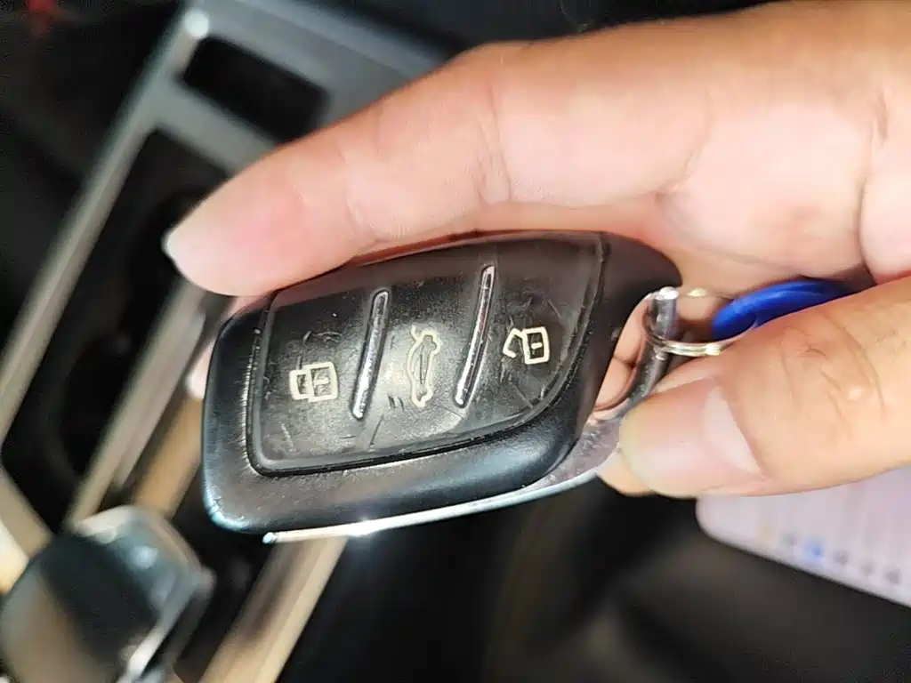 Roewe RX5 New Energy — миниатюра 9