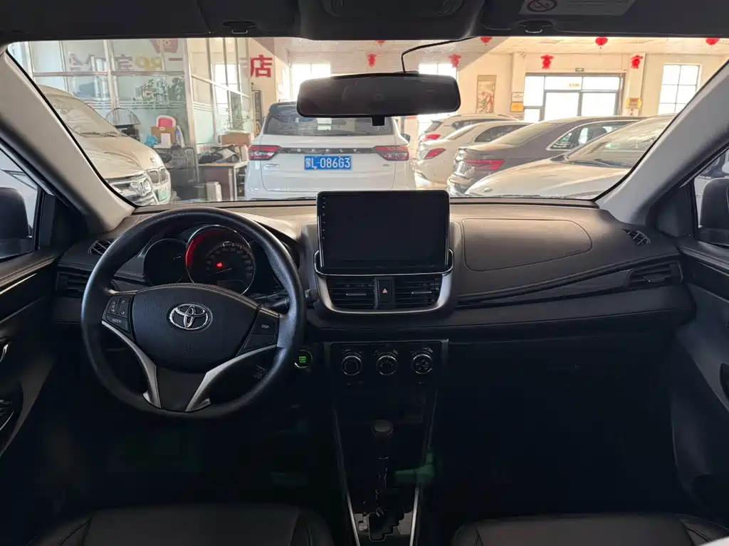TOYOTA YARIS L ZHIXUAN