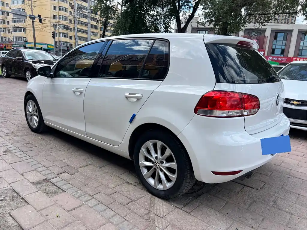 Volkswagen Golf — миниатюра 5