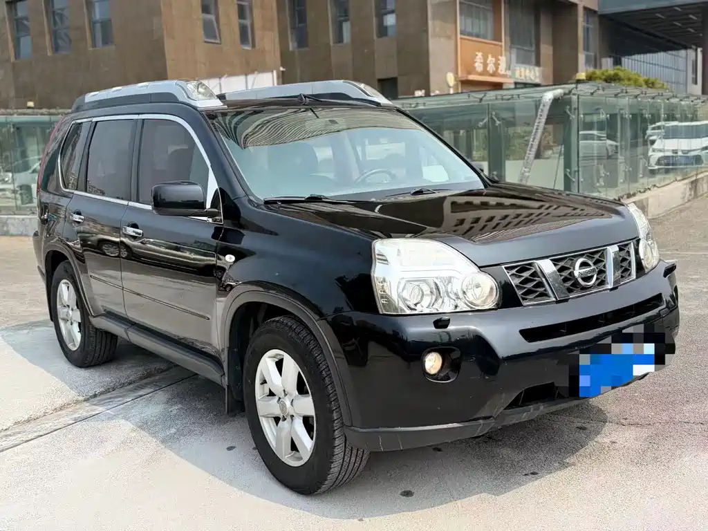 Nissan X-Trail — миниатюра 8