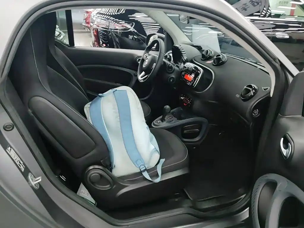 smart Smart Fortwo — миниатюра 25
