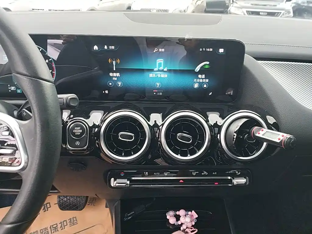 Mercedes-Benz GLA — миниатюра 13