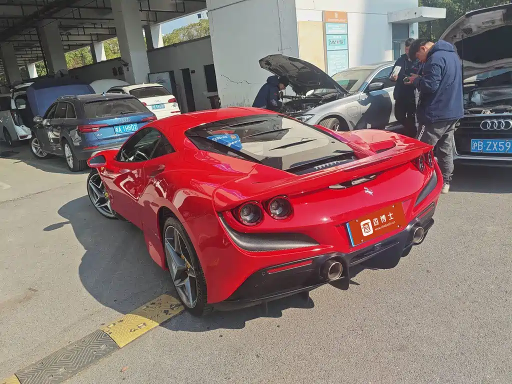 Ferrari F8 — миниатюра 4