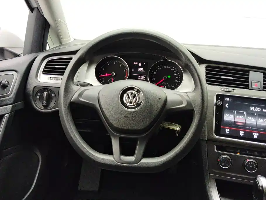 Volkswagen Golf — миниатюра 15