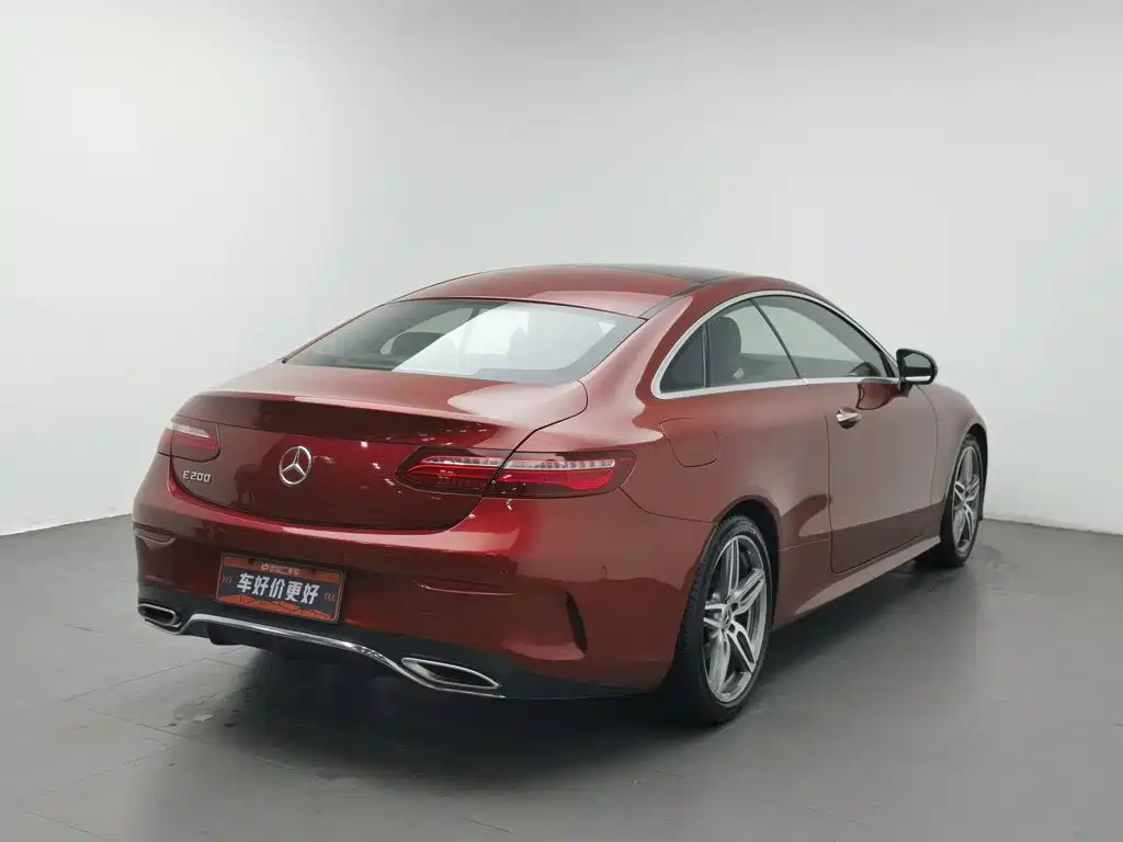 Mercedes-Benz E-Class (Import) — миниатюра 2