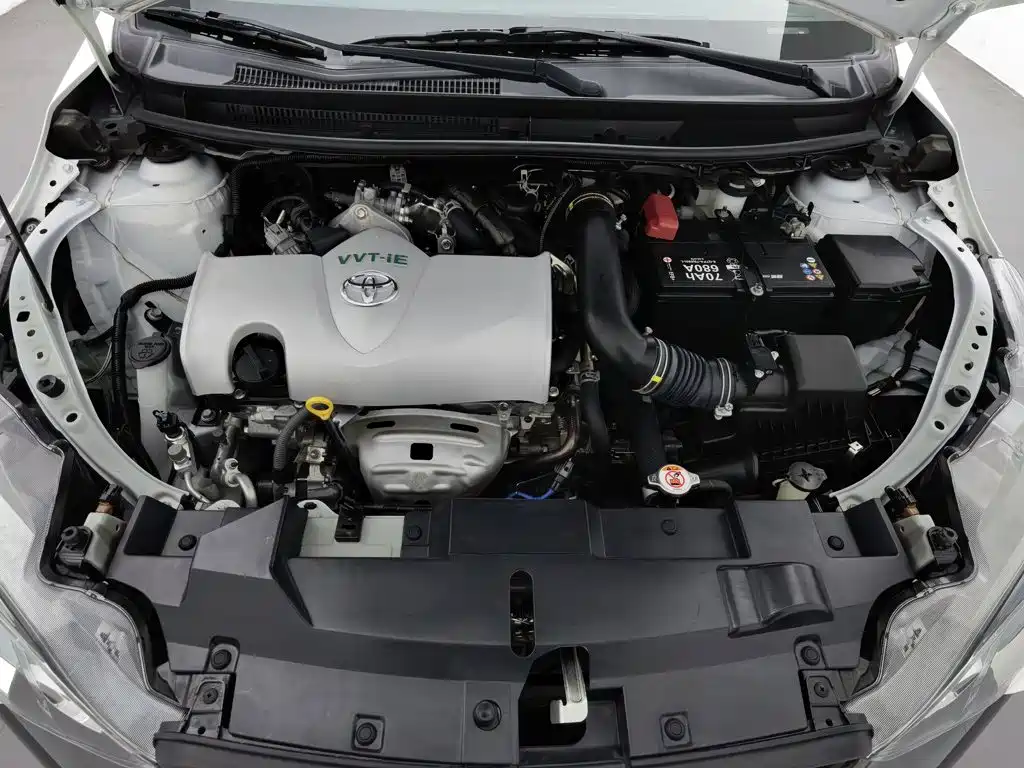 Toyota Yaris L — миниатюра 6