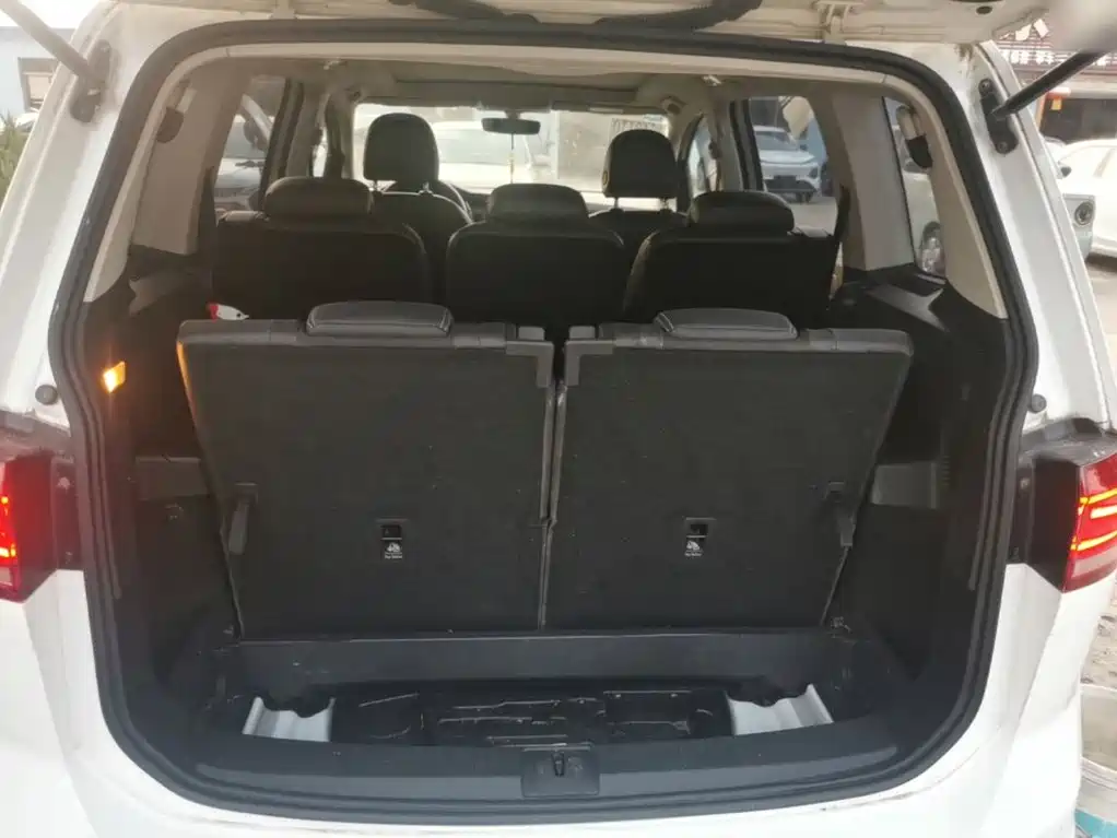 Volkswagen Touran — миниатюра 19
