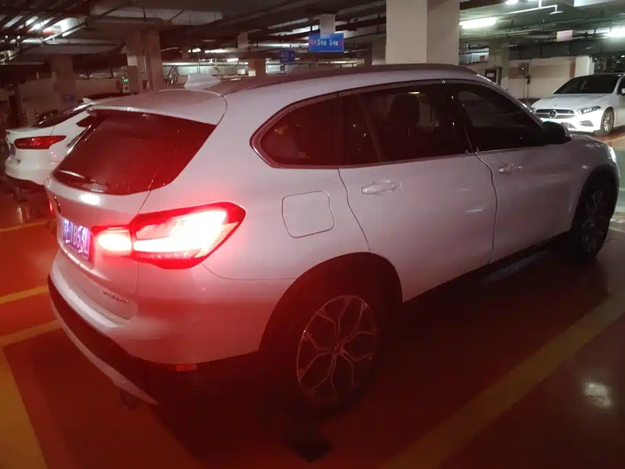 BMW X1 — миниатюра 3