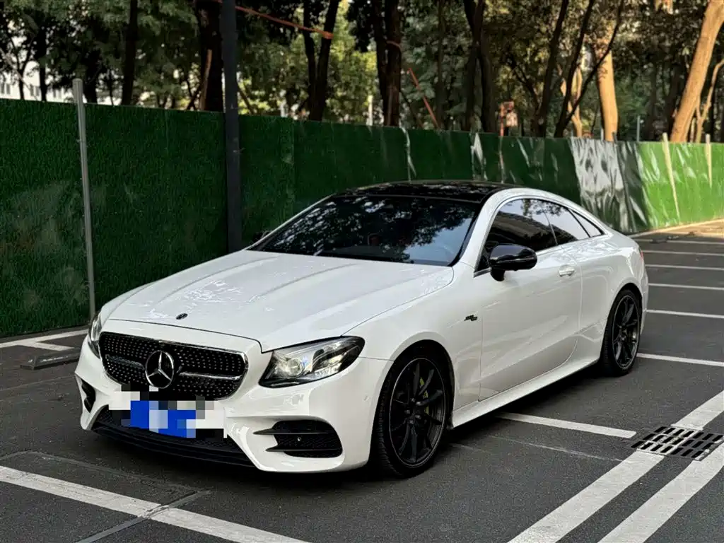 MERCEDES-BENZ E CLASS